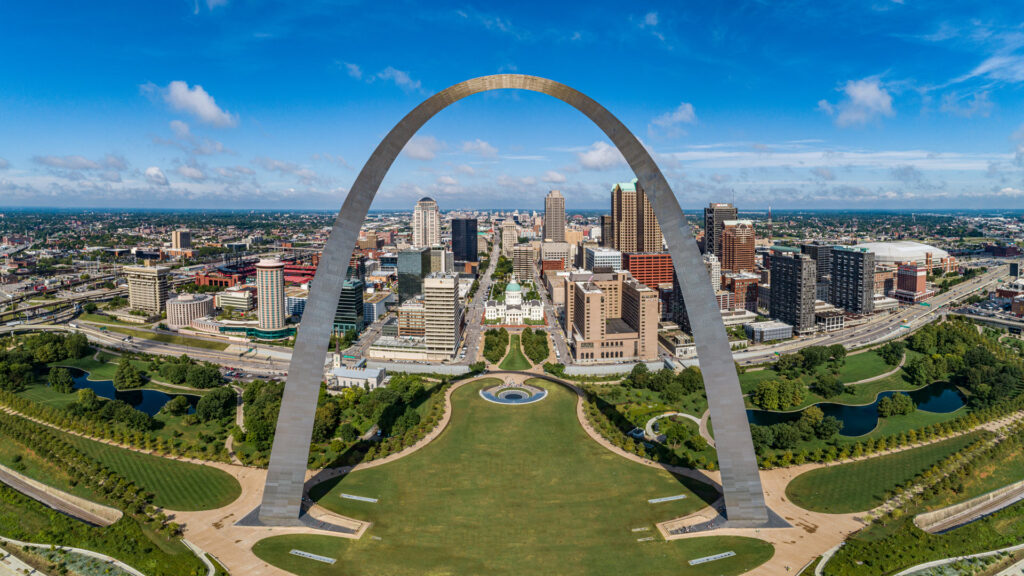 St. Louis Skyline Gateway Arch